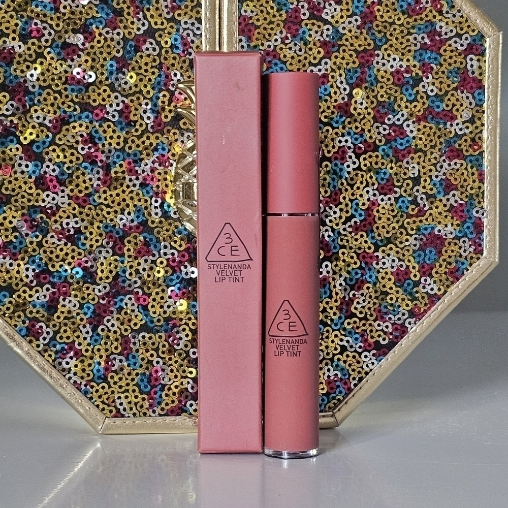 ๐ต 2 for $40 ๐ต 3CE VELVET LIP TINT - GOING RIGHT - Picture 3 of 7